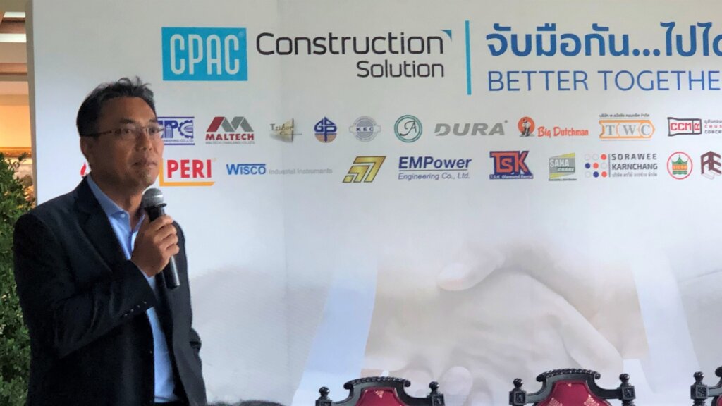 Welcoming speech by Dr Chana Poomee (VP - Cememnt and Constructio Solution Businees).