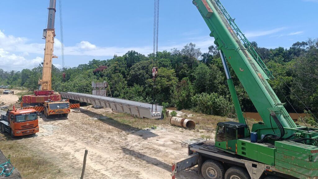 Launching of UBG1250-38m.