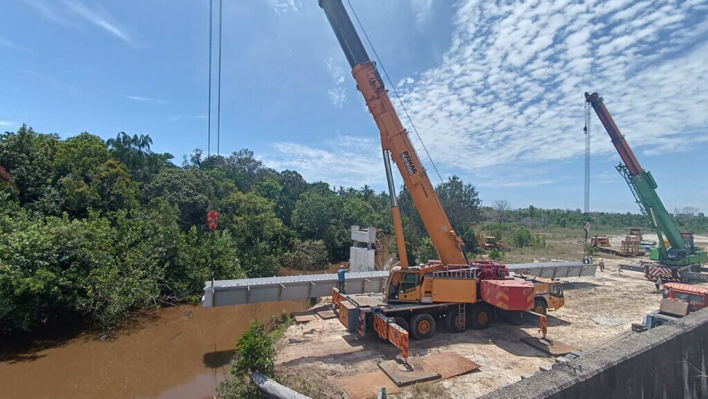 Launching of UBG1250-38m.