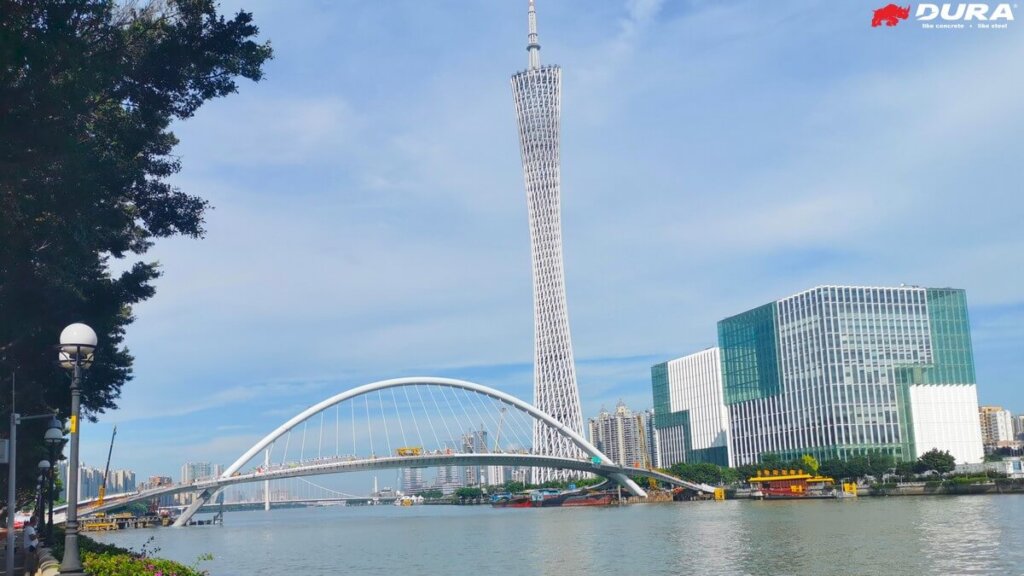 Completed Hai Xing footbridge.
