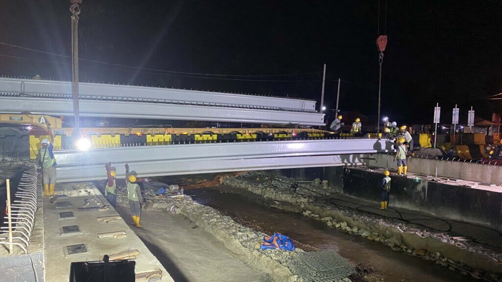 Launching of IB650 for second phase bridge.