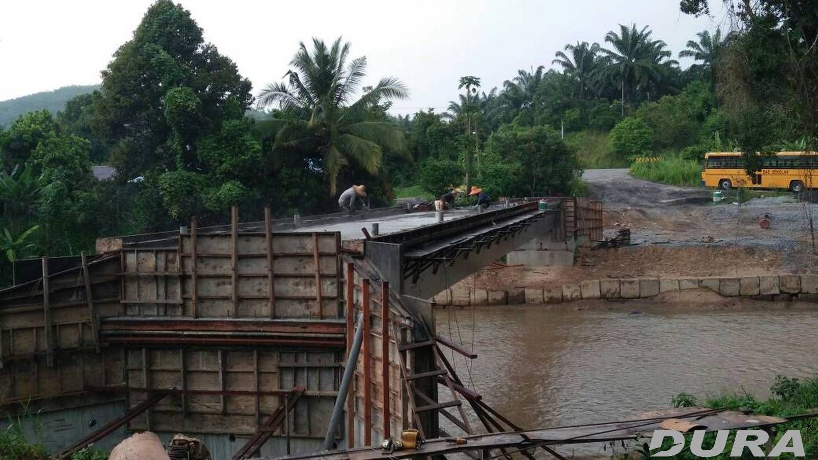 DTSB Design and Build Rural Bridge for Land and District Perak - DURA ...