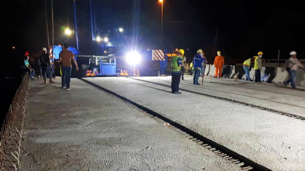 All precast members positioned.