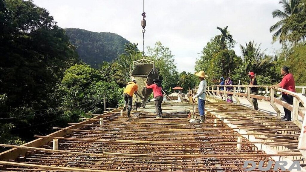 Casting of in-situ concrete deck