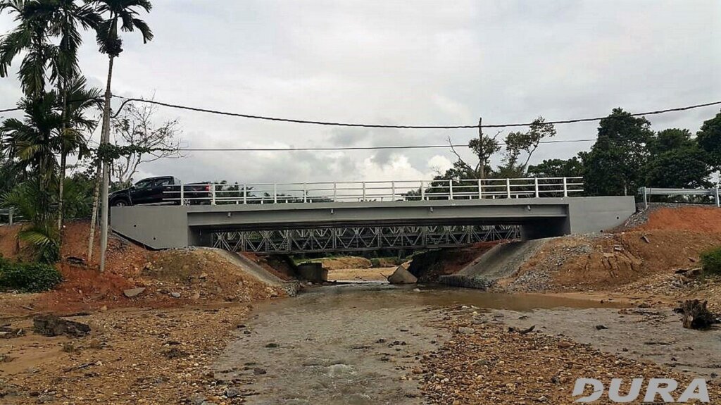 Complete Single span 20m Sg Peh Bridge