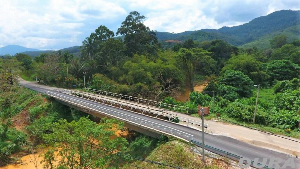 Completed Batu Papan bridge_3