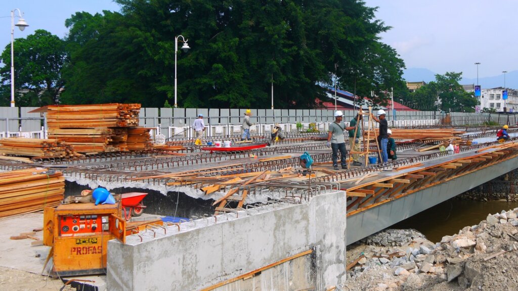 Formwork preparation for in-situ RC deck._2