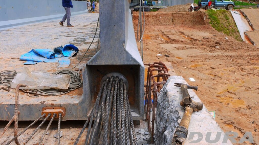 JK1- 27K15 tendon used at bottom flange