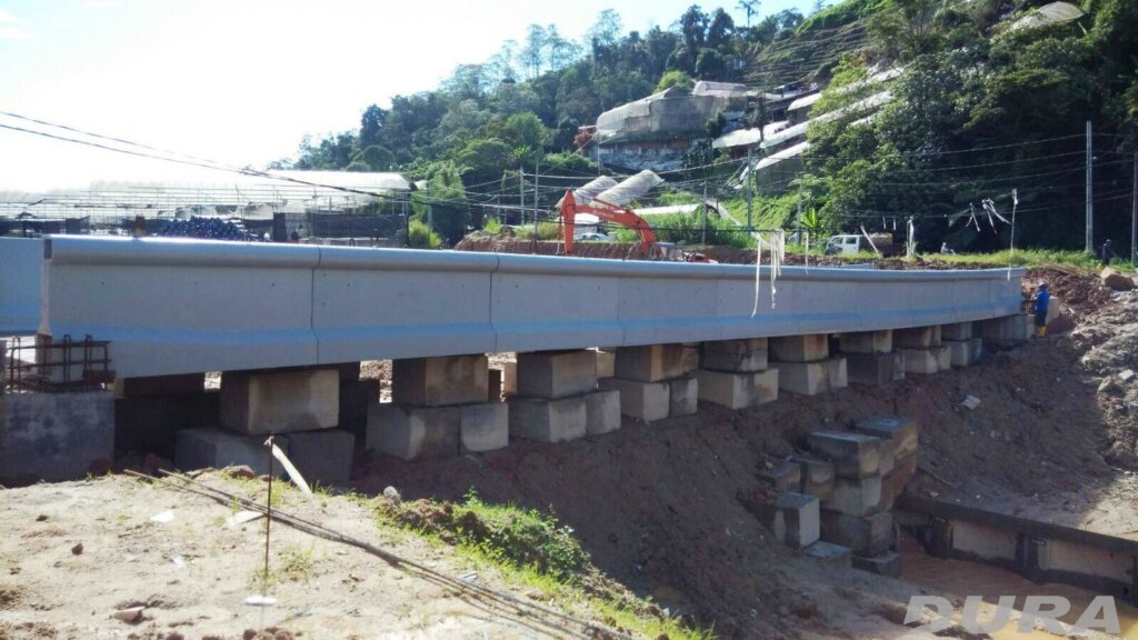 JK1- 30m long UTG girder fully assembled -03-11-2015-