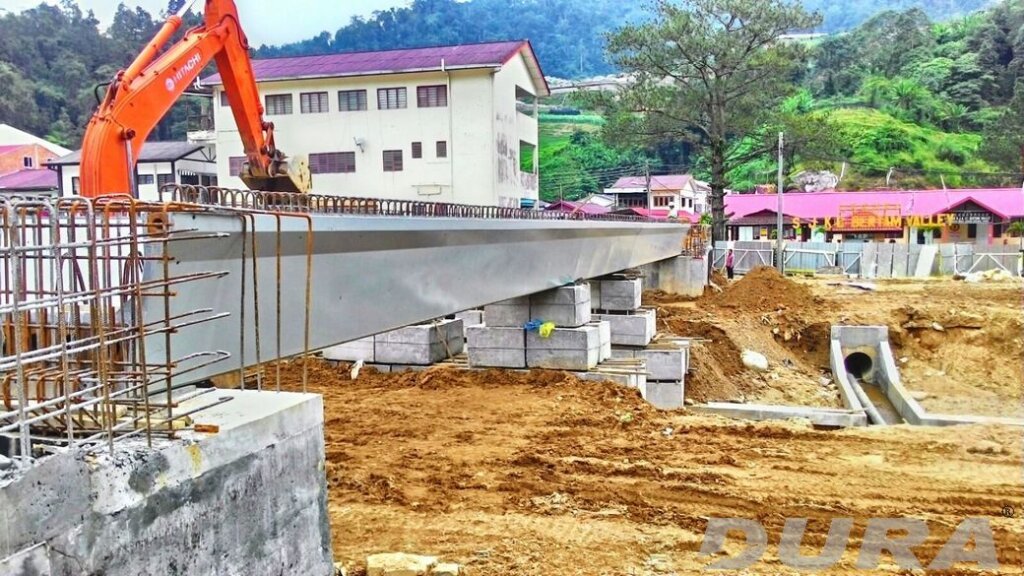MDCH2- A single span UBG1250-30m come with three segments fully assembled -10-10-2015-