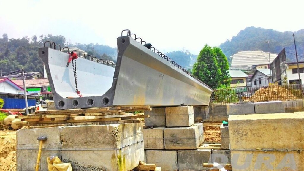 MDCH2- Lifting of second intermediate segment of UBG1250 -10-10-2015-