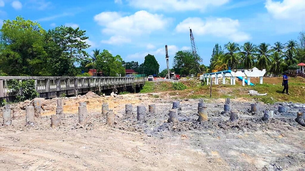Micropiling for abutment A