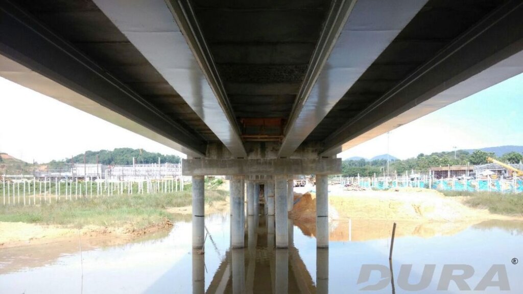Soffit view of the pedestrian bridge -01-07-2015-