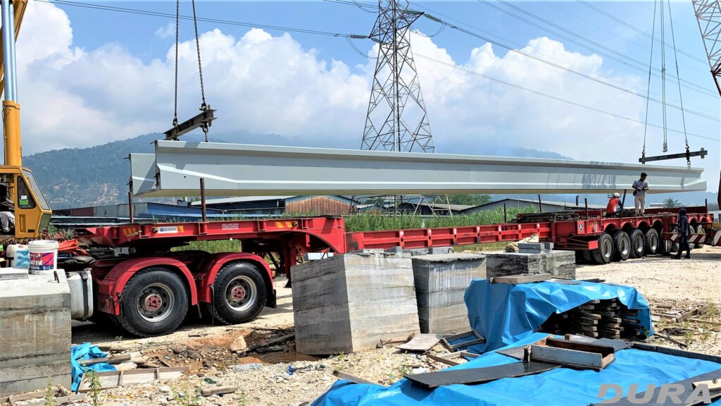 Uploading of UTG1200 to the construction site (160620).