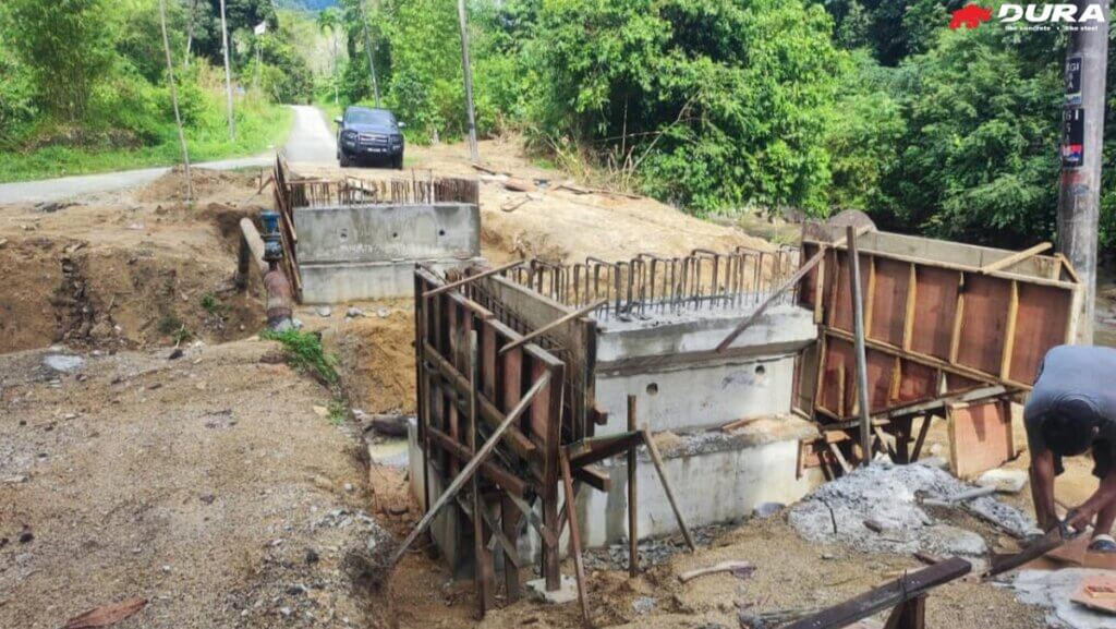 Site condition of new bridge.