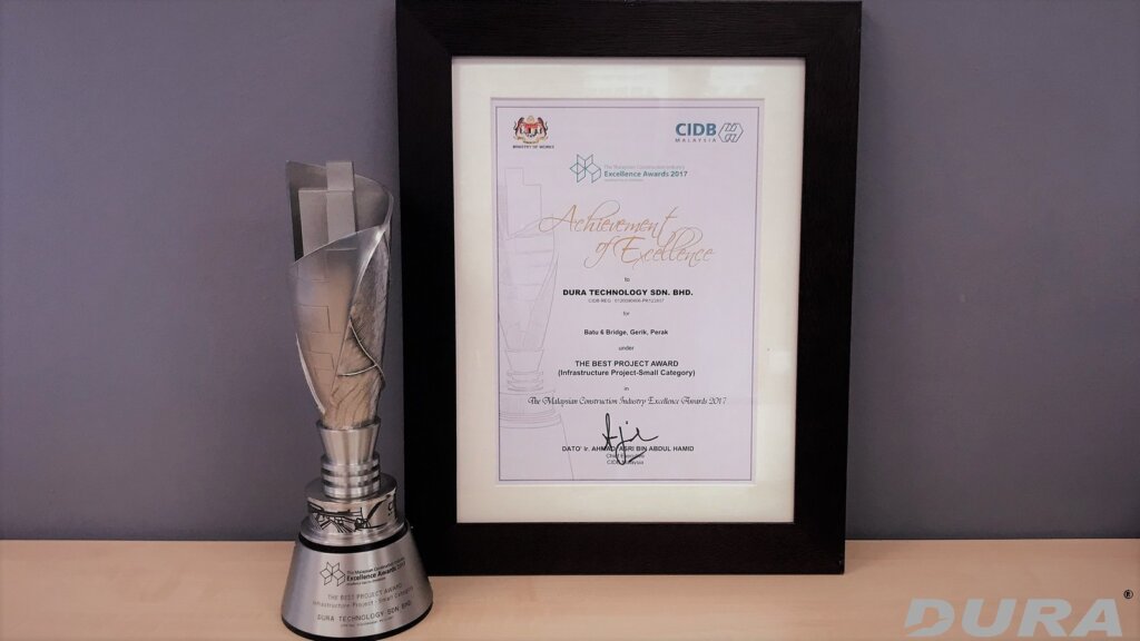 The award for Best Project Award (Infrastructure) Small (220917).