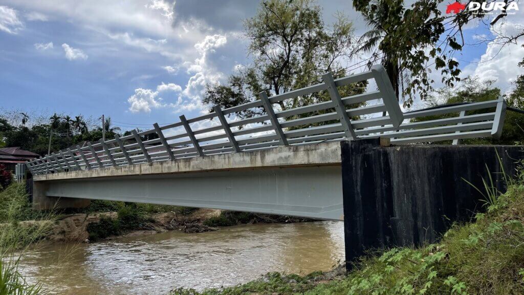 Completed bridge with DURA Railing.