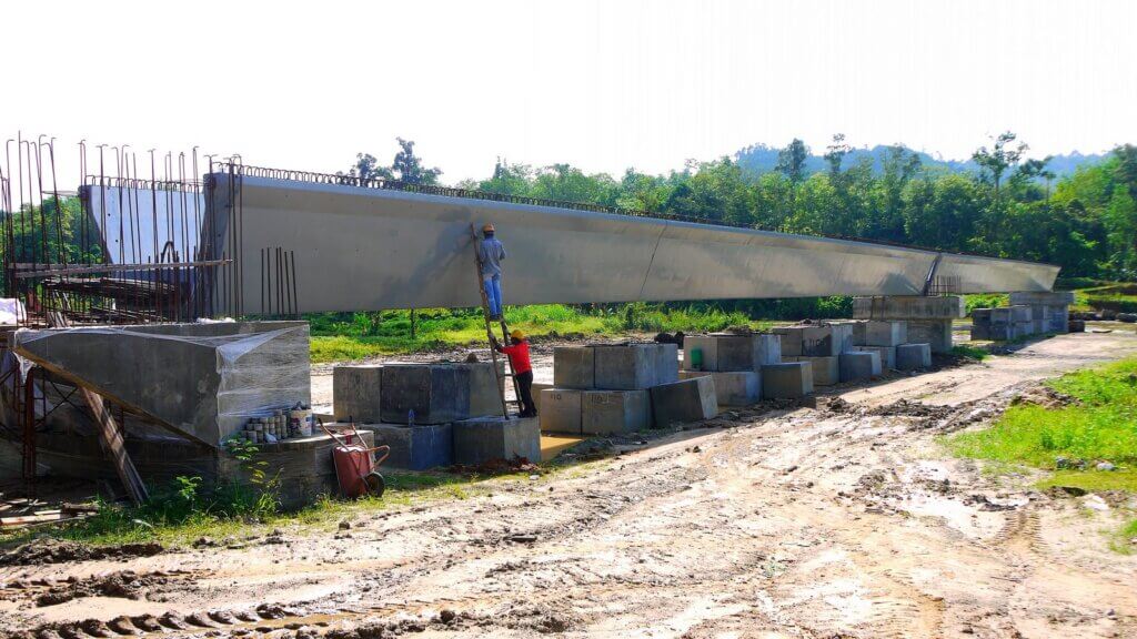 Two numbers of UBG2000-45m already post-tensioned.