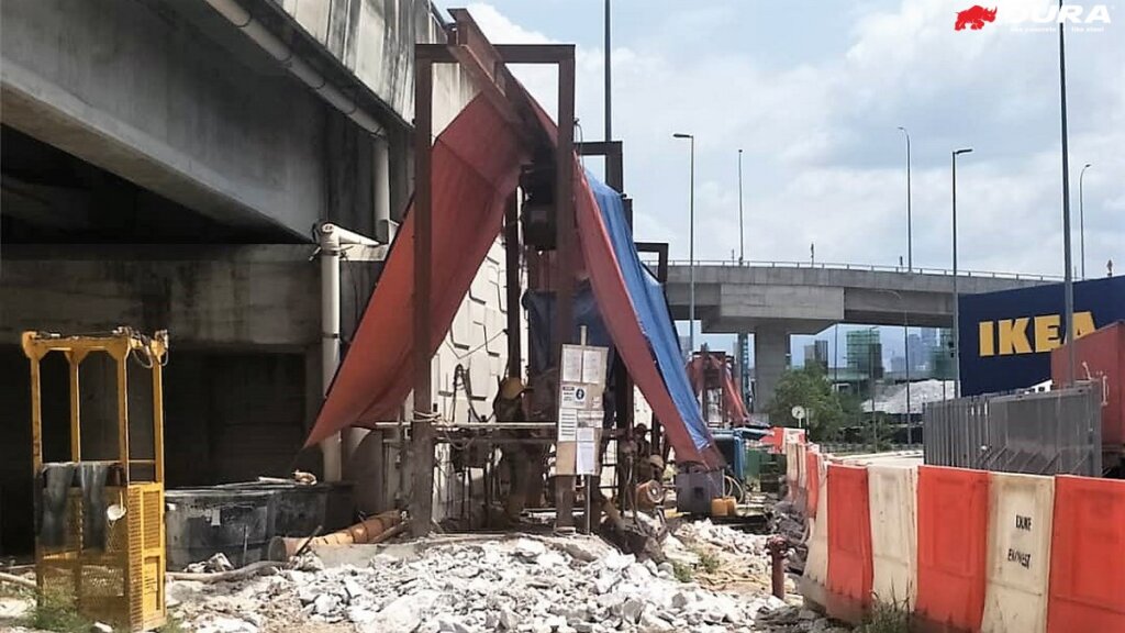 Location of Piers P68 &P70 RHS HDC in progress (01032019).