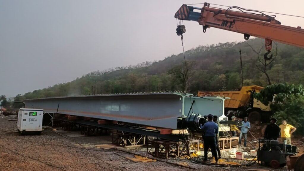 Stressing of DURA BT1500.