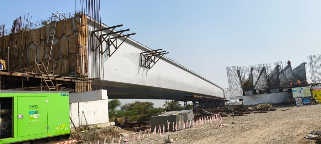 34.Constructing on going on site.