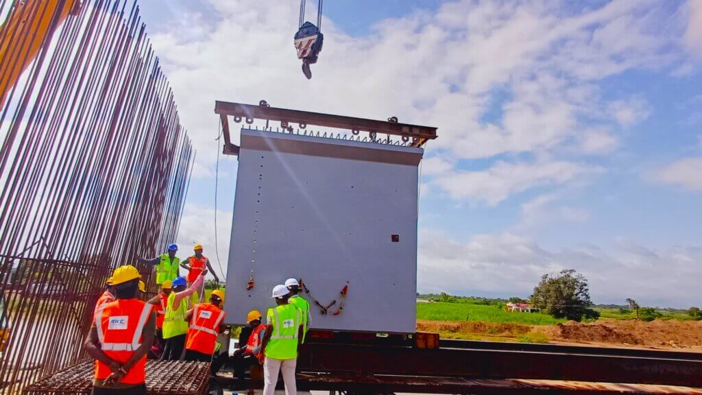 15.Aligning UBG4000-102m with a temporary staging.