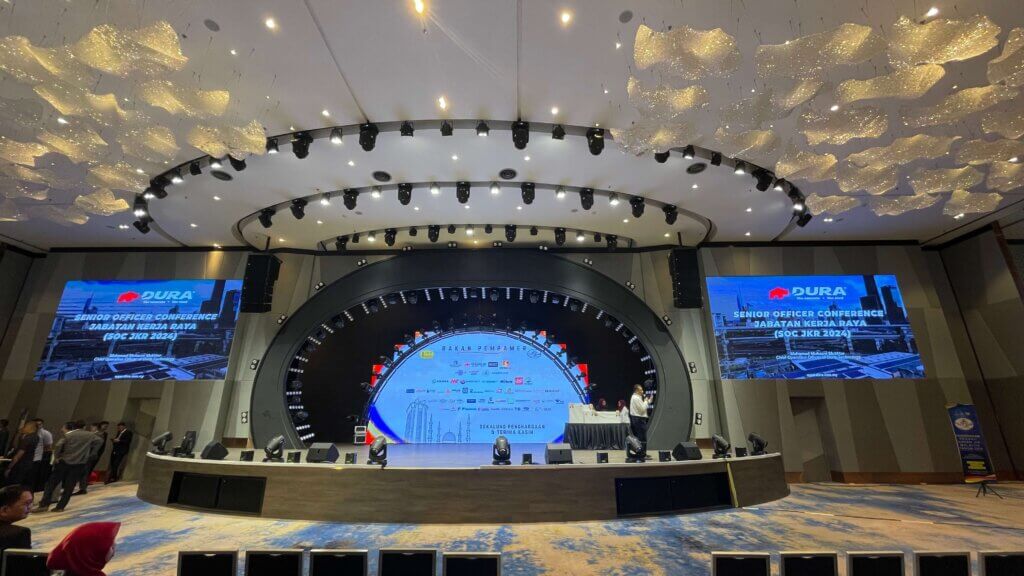 4. Presentation on stage by COO of Dura Technology.