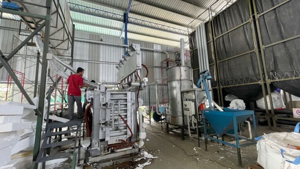 8. Making of polystrene form board.