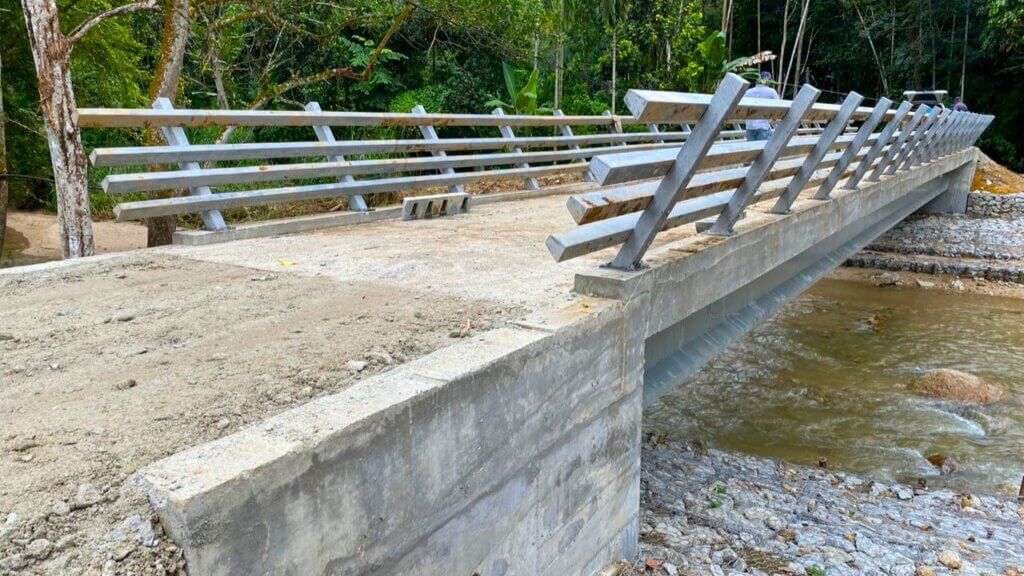 12.Completed bridge.