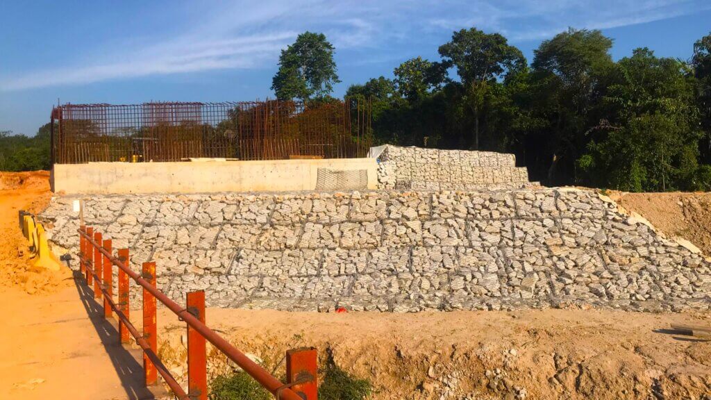 Cast in-situ RC abutments.